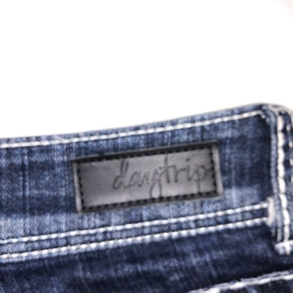 Daytrip Virgo bootcut women's 25R denim blue jeans Buckle whiskered 5 pocket - Picture 9 of 16
